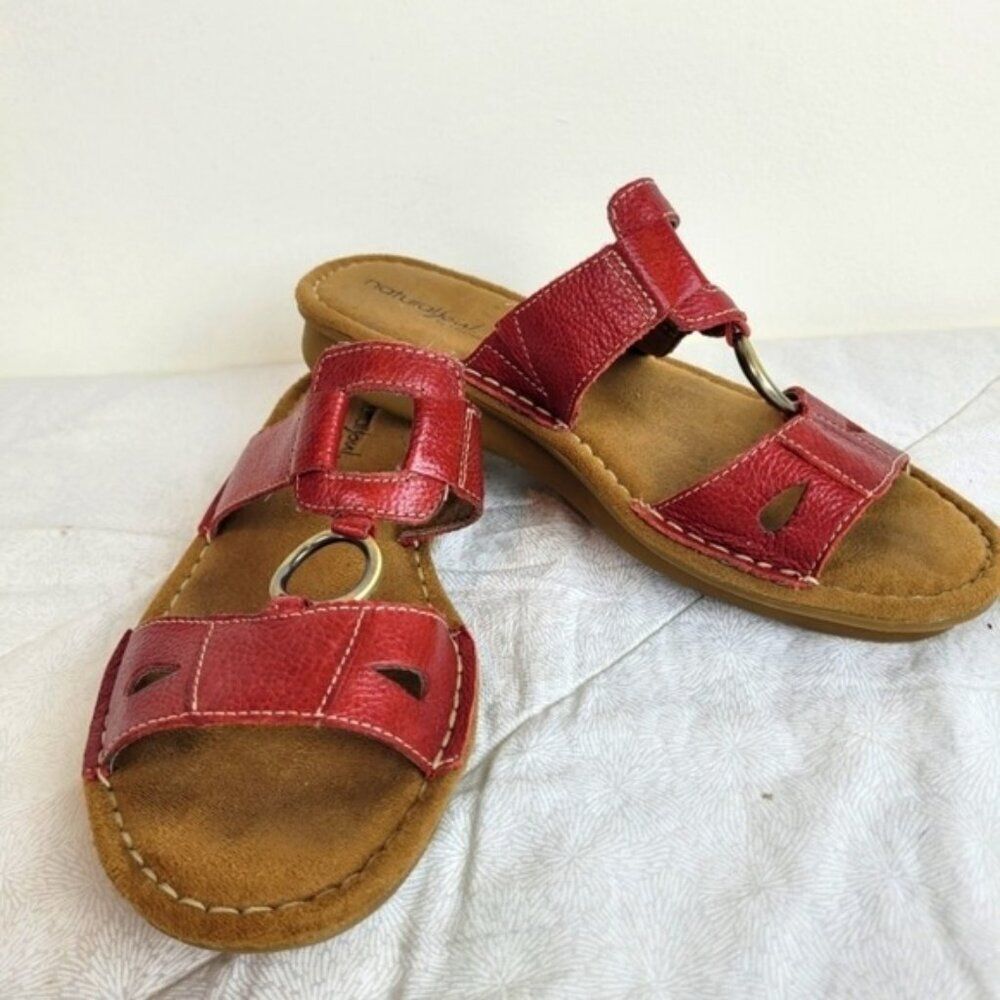 Natural Soul Dalbert red leather slide sandals two straps silver accent beach 8